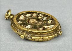 18TH CENTURY GOLDEN BRONZE RELIQUARY~ 12 RELICS~