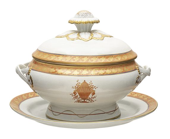 Tureen with Plate, porcelain. China 19th Century