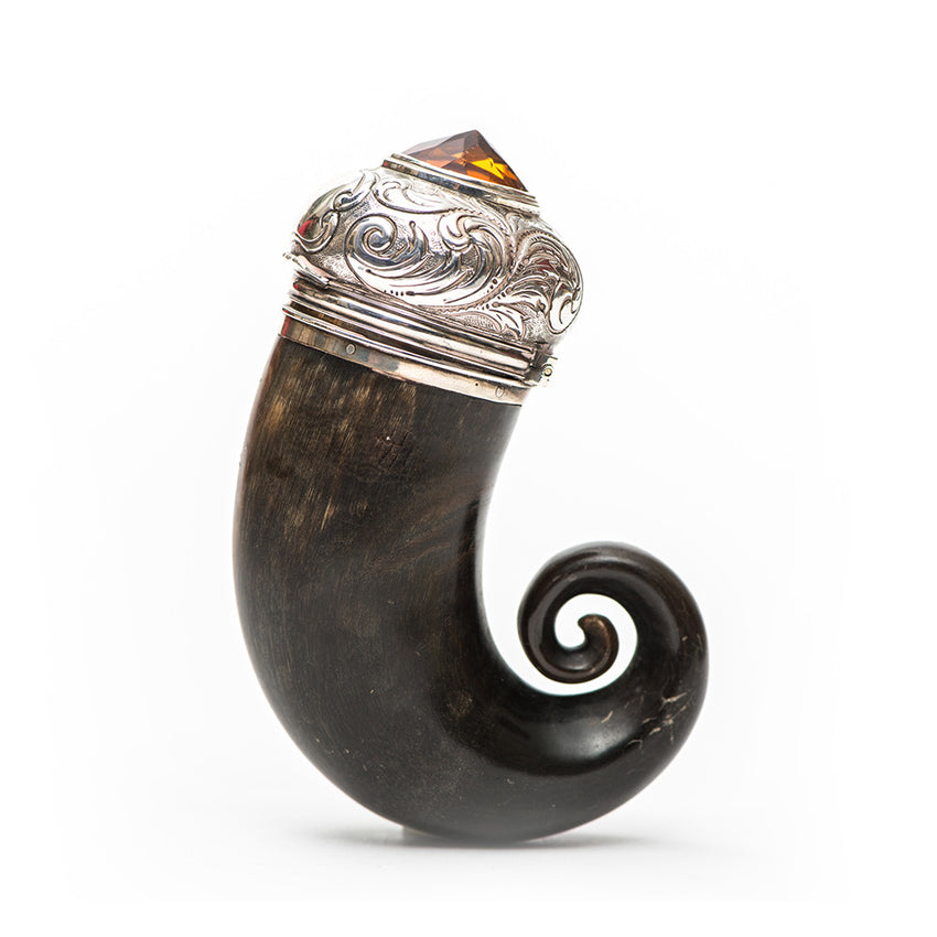 Beautifully Pointed Citrine Top Snuff Horn