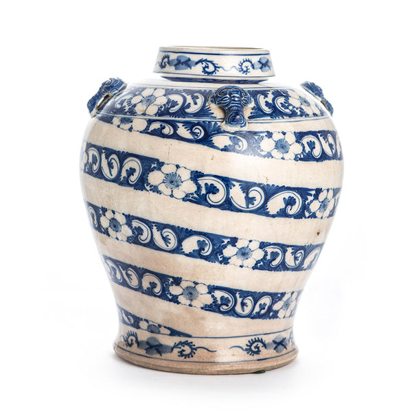 Blue and White Chinese Jar for the Philippine Market